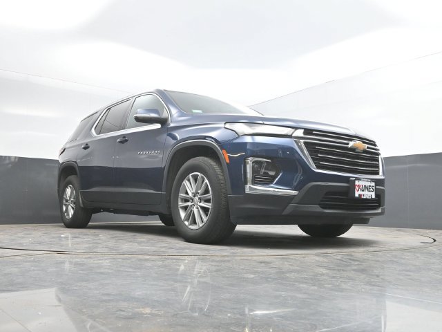 Used 2023 Chevrolet Traverse LT FWD image 45