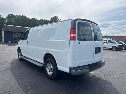 Used 2020 Chevrolet Express 2500 w/ Driver Convenience Package RWD image 3