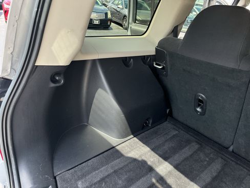 Used 2016 Jeep Patriot Latitude FWD image 31