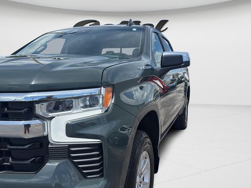 Used 2025 Chevrolet Silverado 1500 LT RWD image 24