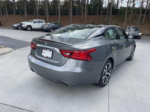 Used 2016 Nissan Maxima Platinum image 4