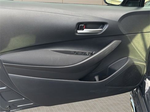 Used 2026 Toyota Corolla SE image 15