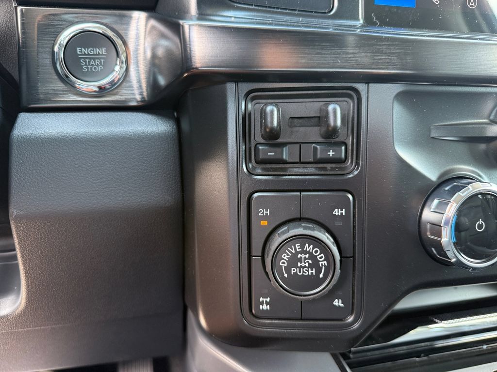 New 2026 Ford F350 Lariat w/ Tremor Off-Road Package AWD/4WD image 20
