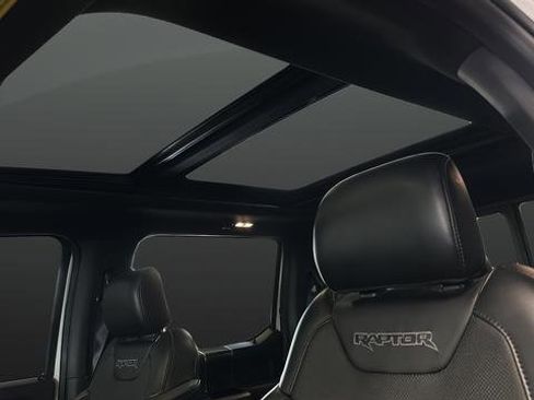 Used 2019 Ford F150 Raptor w/ Equipment Group 802A Luxury AWD/4WD image 11