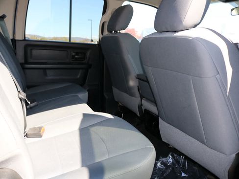 Used 2018 RAM 2500 Tradesman w/ Chrome Appearance Group AWD/4WD image 24