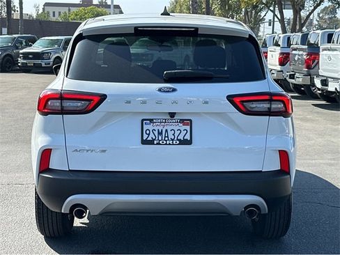 Certified 2024 Ford Escape Active image 5