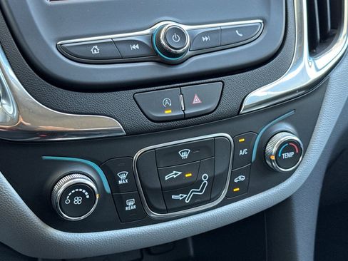Used 2024 Chevrolet Equinox LS w/ LS Convenience Package FWD image 22