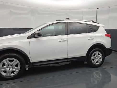 Used 2013 Toyota RAV4 LE AWD/4WD image 10