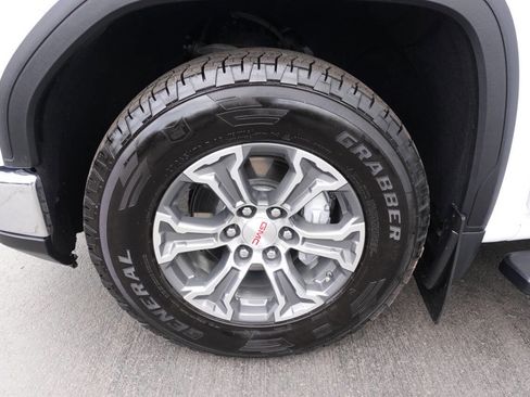 Used 2023 GMC Sierra 1500 SLE w/ X31 Off-Road Package AWD/4WD image 57