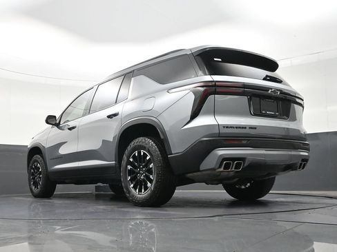 Used 2025 Chevrolet Traverse Z71 AWD/4WD image 26