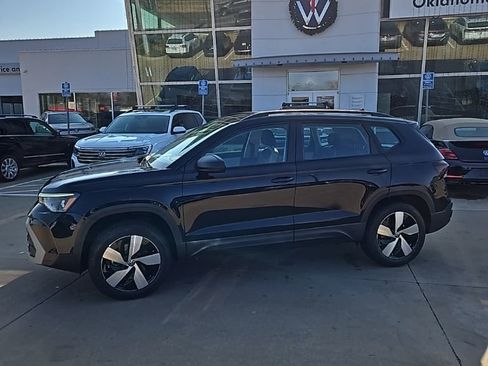 New 2026 Volkswagen Taos S AWD/4WD image 8