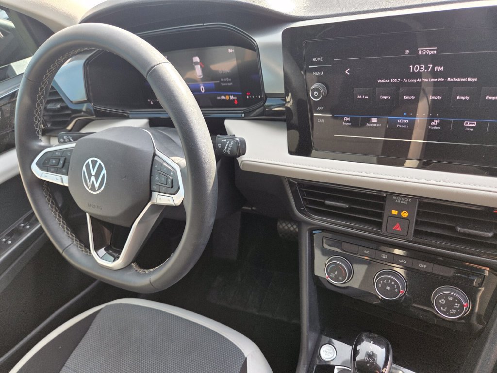 Used 2025 Volkswagen Taos S FWD image 30