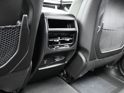 New 2025 Jeep Grand Cherokee Altitude AWD/4WD image 29