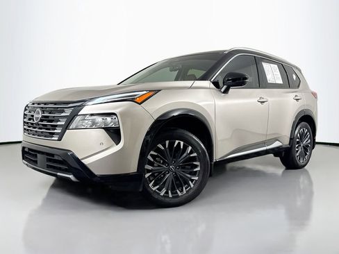 Used 2024 Nissan Rogue Platinum w/ Platinum Premium Package FWD image 1