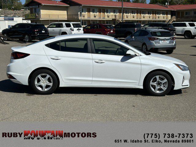 Used 2019 Hyundai Elantra SE w/ Cargo Package FWD image 8