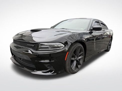 Used 2021 Dodge Charger R/T w/ Plus Group image 3