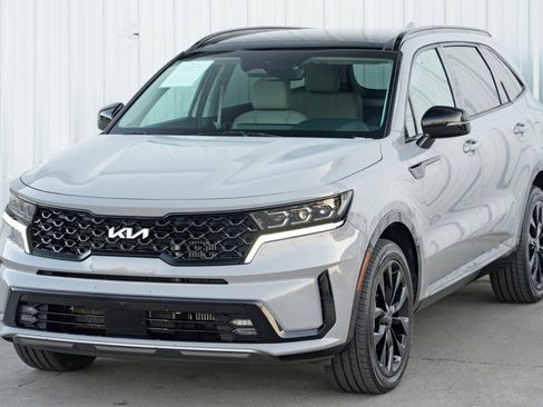 Used 2023 Kia Sorento SX image 50
