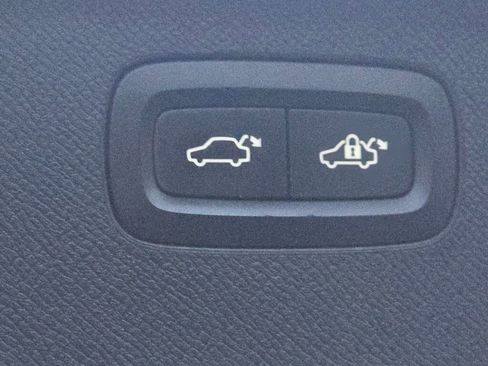 Used 2019 Volvo XC90 T6 Inscription w/ Advanced Package image 37