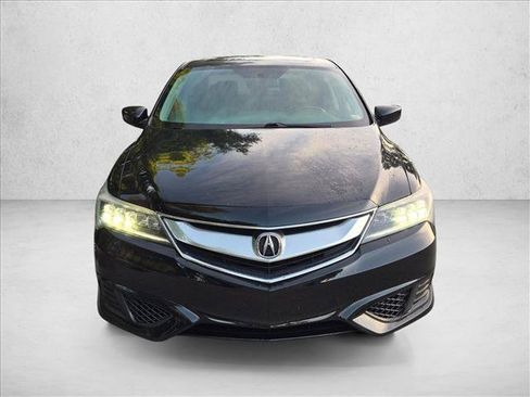 Used 2018 Acura ILX FWD image 2