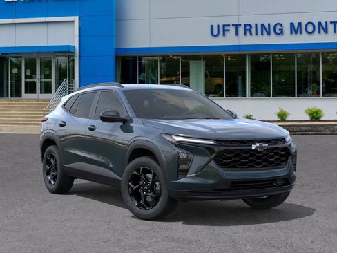 New 2026 Chevrolet Trax LT w/ Driver Confidence Package FWD image 7