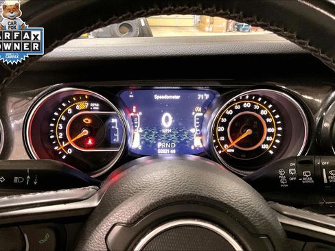 Used 2021 Jeep Wrangler Unlimited Sport AWD/4WD image 16