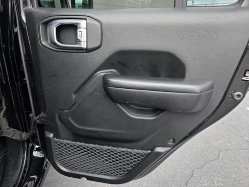 Certified 2020 Jeep Gladiator Sport w/ Quick Order Package 24S image 29