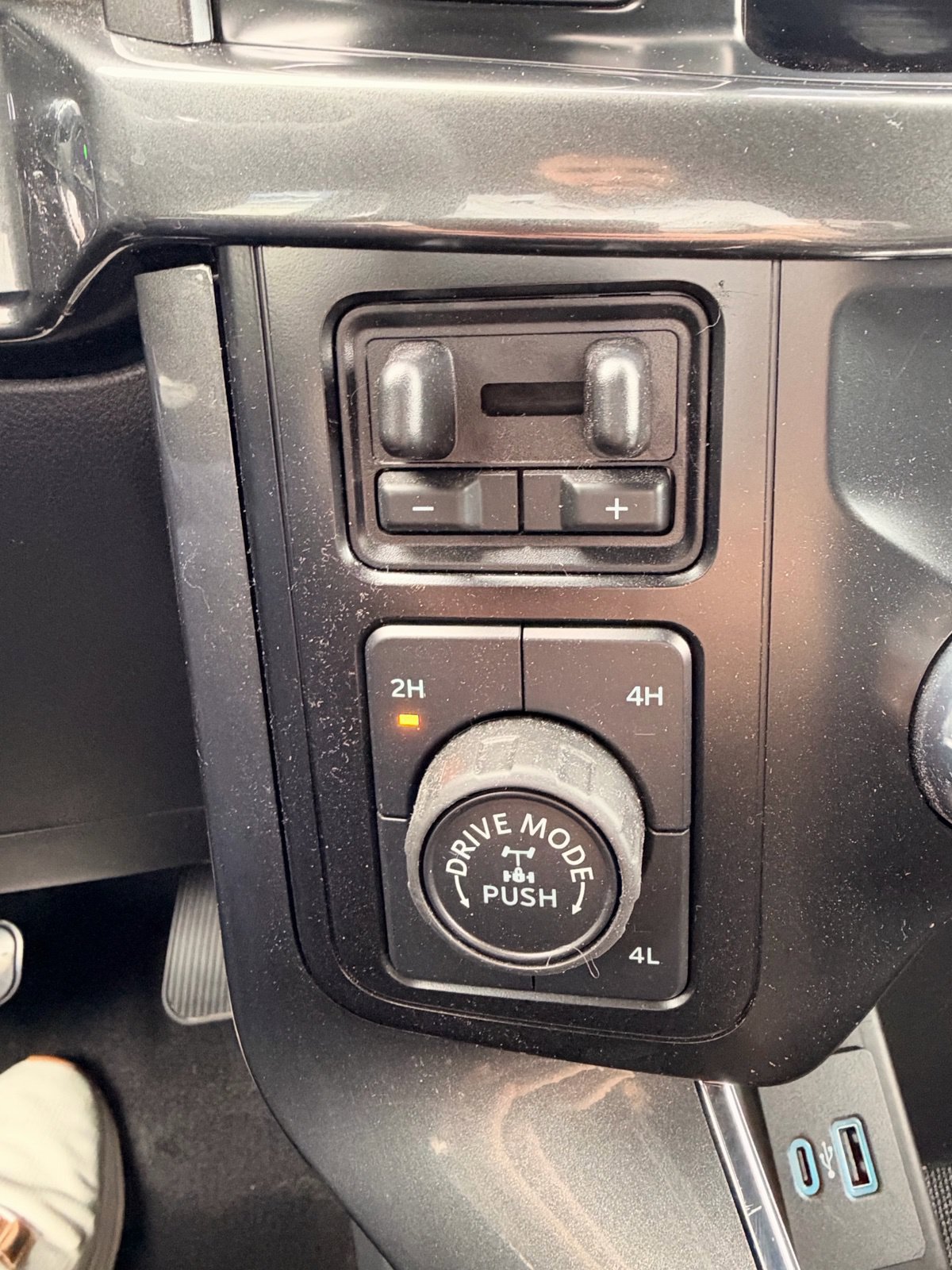 Used 2023 Ford F150 XLT w/ Equipment Group 302A High AWD/4WD image 24