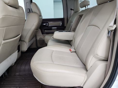 Used 2018 RAM 3500 Laramie image 9