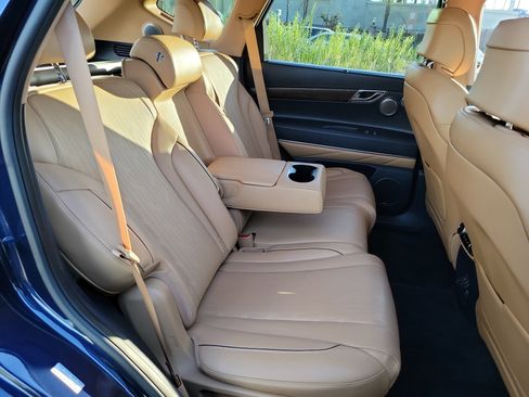 Certified 2023 Genesis GV80 2.5T w/ Prestige 20" Package image 19