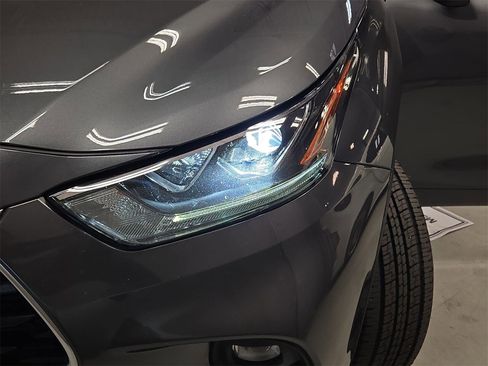 Used 2020 Toyota Highlander Platinum image 32