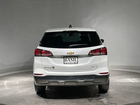 Used 2023 Chevrolet Equinox LT AWD/4WD image 12