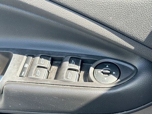 Used 2019 Ford Escape Titanium FWD image 24