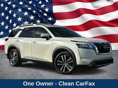 Used 2023 Nissan Pathfinder Platinum