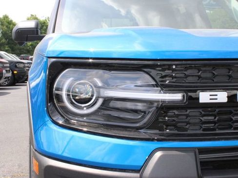 New 2026 Ford Bronco Sport Outer Banks w/ Outer Banks Tech Package+ AWD/4WD image 23