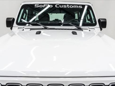 Used 2026 Jeep Wrangler Unlimited Sport image 9