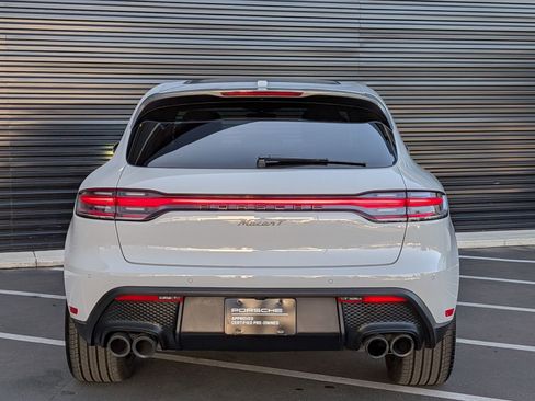 Certified 2026 Porsche Macan Turbo AWD/4WD image 10