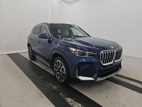 Certified 2025 BMW X1 xDrive28i image 3