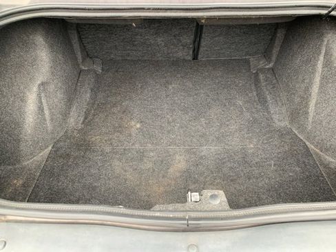 Used 2013 Dodge Challenger R/T image 7