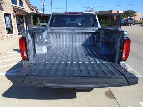 Used 2025 GMC Sierra 1500 SLT image 23