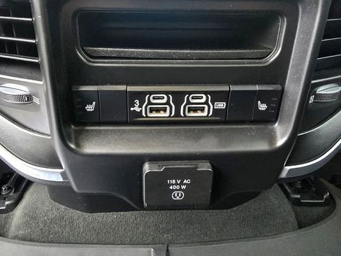 Certified 2020 RAM 1500 Laramie image 28