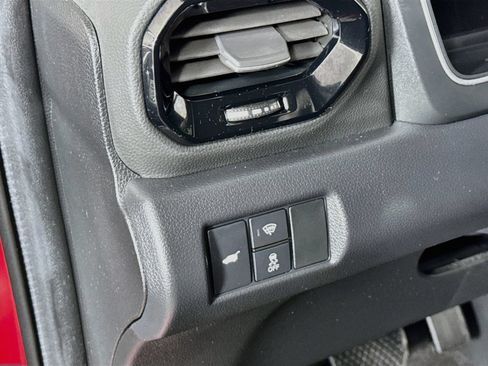 Used 2023 Honda Pilot Elite image 10