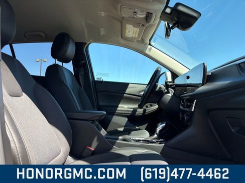 Used 2025 Buick Encore GX Preferred image 18