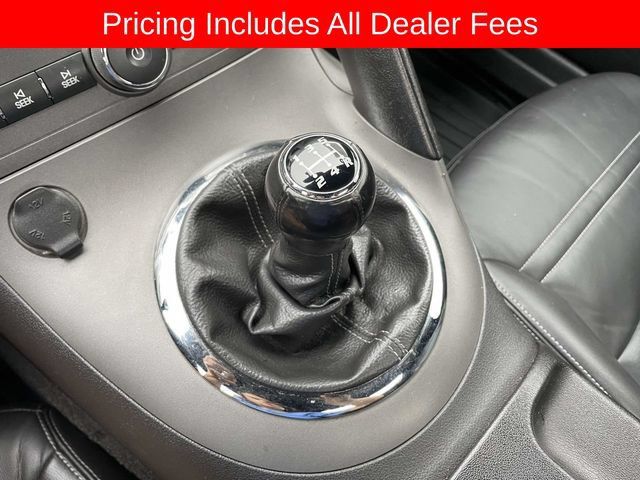 Used 2006 Pontiac Solstice Convertible w/ Premium Package RWD image 33