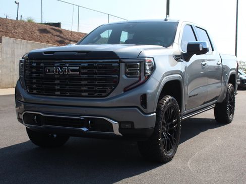 Used 2026 GMC Sierra 1500 Denali Ultimate w/ LPO, Black Badging Package AWD/4WD image 92