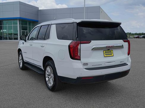 Used 2024 GMC Yukon SLT AWD/4WD image 8