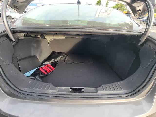 Used 2014 Ford Focus SE w/ SE Winter Package FWD image 26