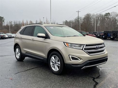 Used 2017 Ford Edge SEL image 7