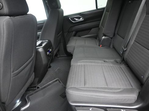 Used 2023 Chevrolet Tahoe LS RWD image 14