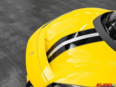 Used 2020 Ferrari 488 Pista Coupe RWD image 9
