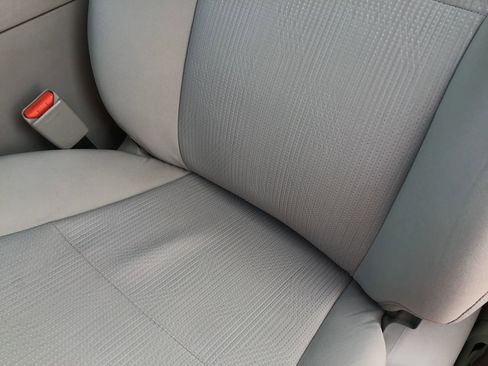 Used 2020 Kia Sedona LX image 19